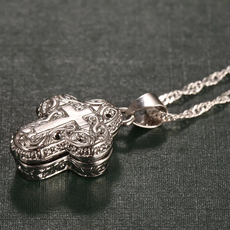 Colar com Pingente Cruz Cristã - Caixa Magnética Vintage - Colar para Homens e Mulheres - Joia de Natal e Presente de Aniversário